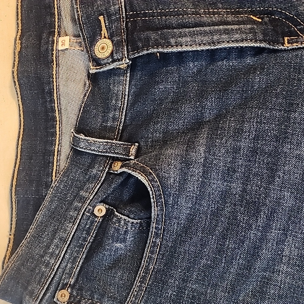 Levis Denim Shorts Size 30 - Picture 2 of 5
